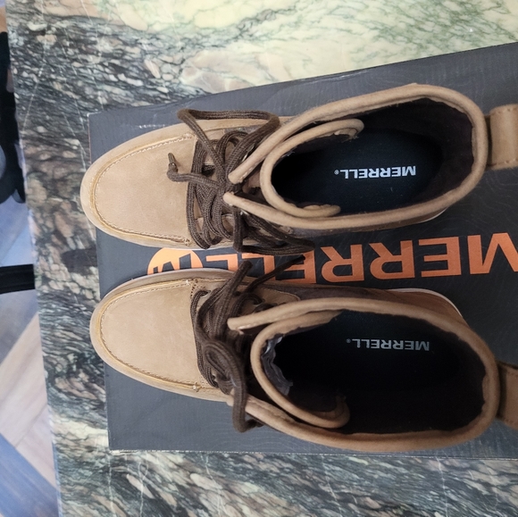 Brand new in box Merrell Roam Mid boots - Picture 7 of 8